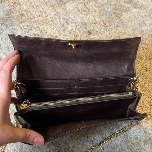 LOUIS VUITTON MONOGRAM CHARMS CHAIN WALLET - Picture 7 of 10